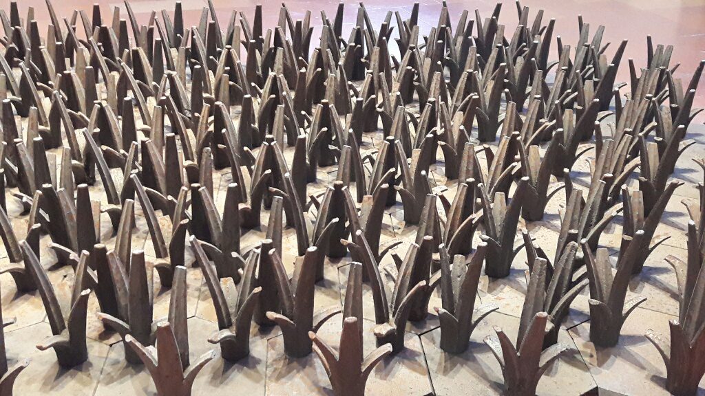 Erba in ghisa mostra Ai Weiwei Palazzo Strozzi