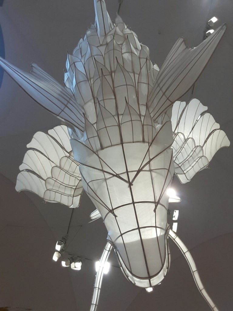 Scultura in seta alla mostra Libero di Ai Weiwei a Palazzo Strozzi