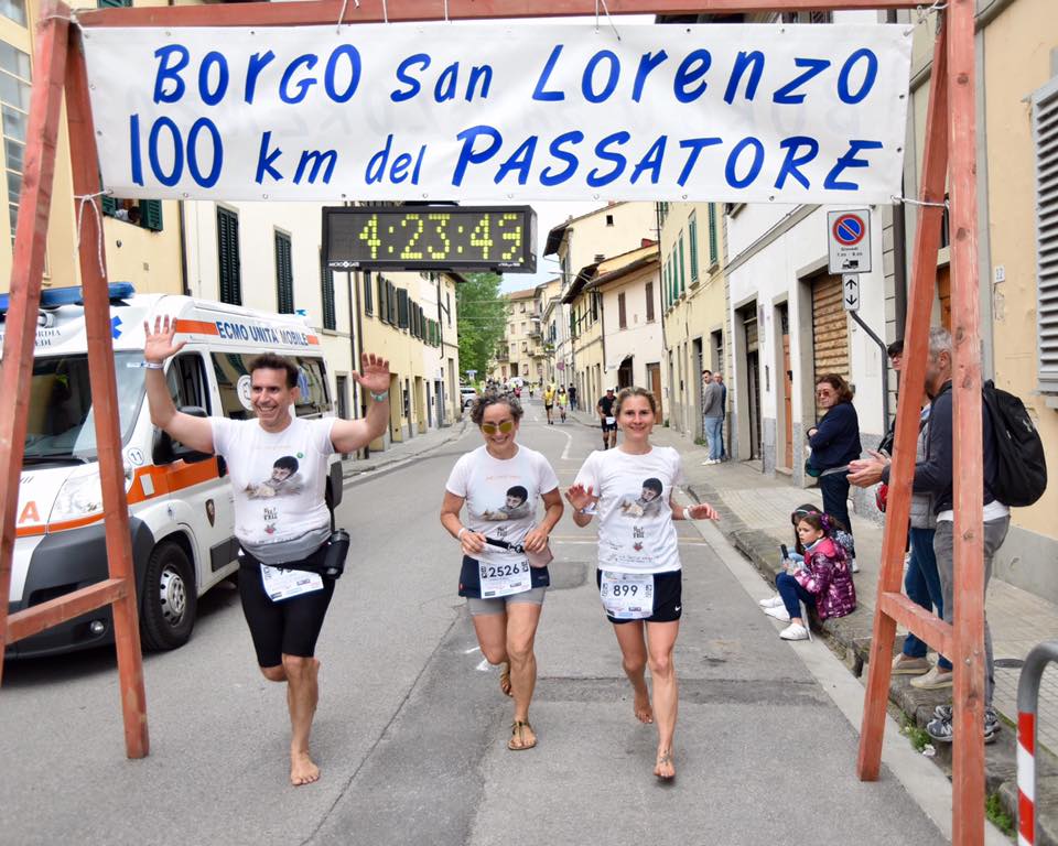 Passatore 100km Sara Enge barefoot runner