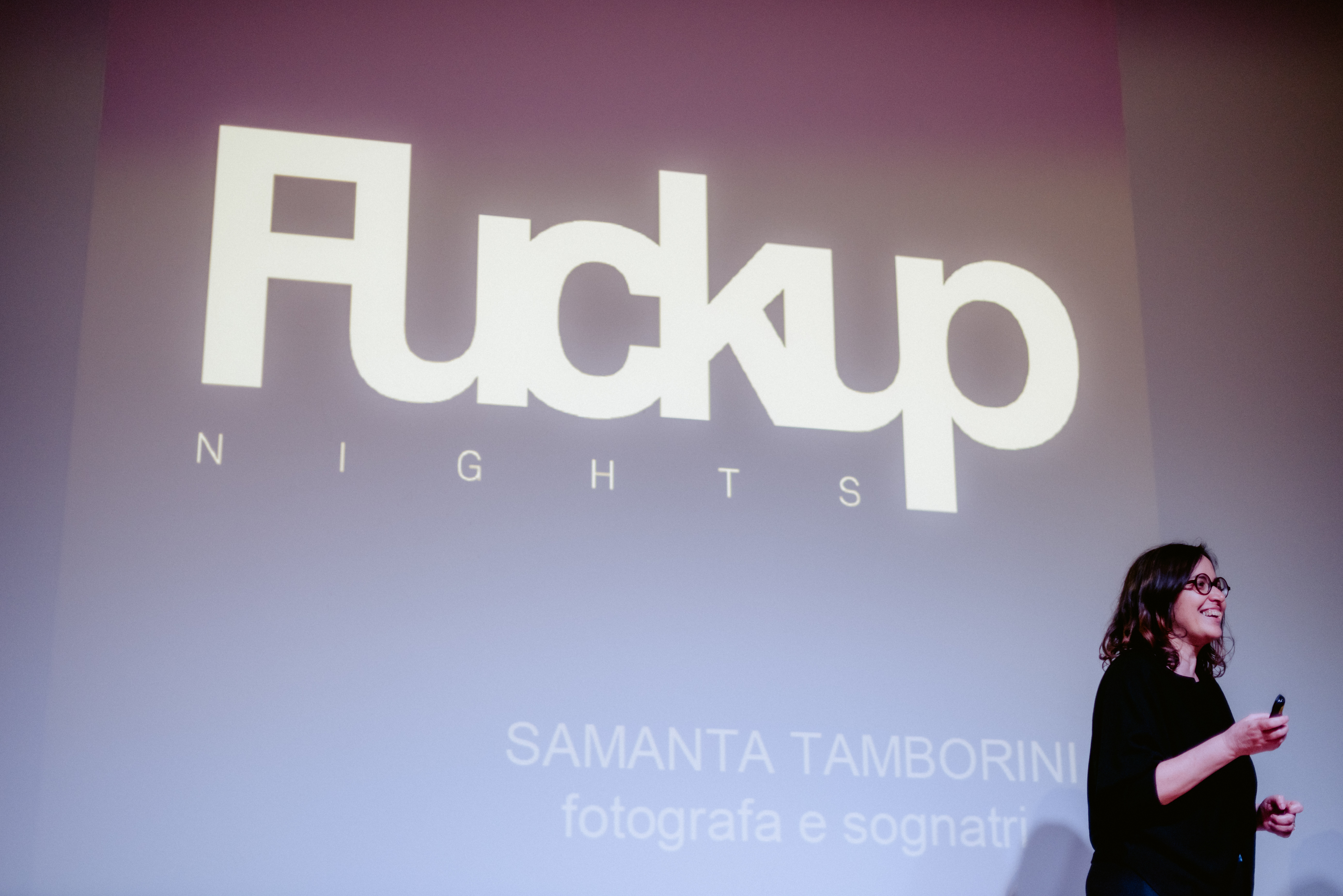 Laura De Benedetto modera Fuckup Nights Firenze