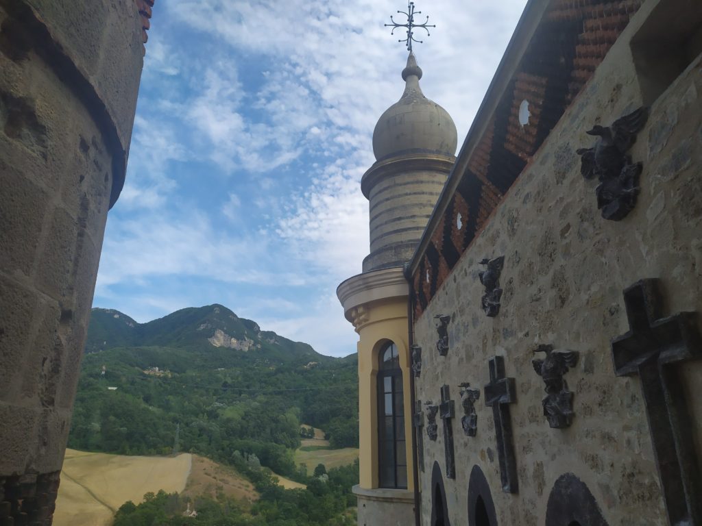 Rocchetta Mattei appennino